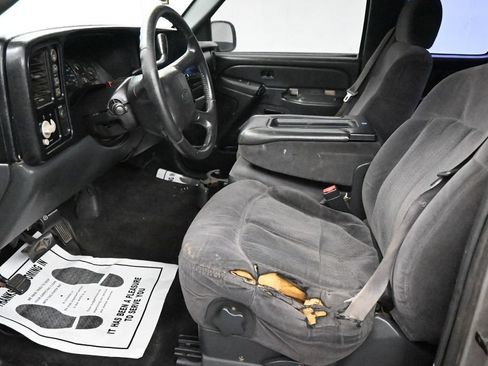 Used 2002 Chevrolet Silverado 1500 LS AWD/4WD image 11