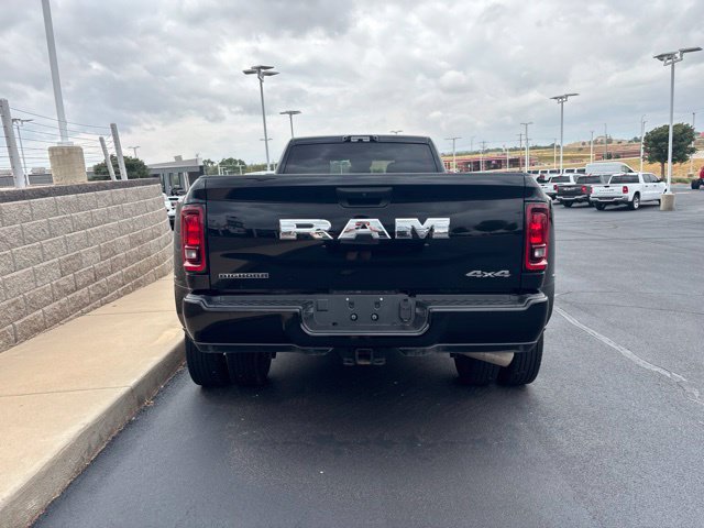 Used 2026 RAM 3500 Big Horn AWD/4WD image 6