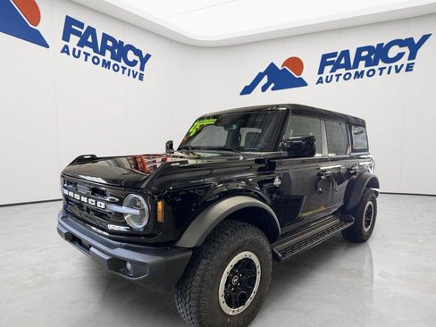 Used 2025 Ford Bronco Outer Banks w/ Sasquatch Package AWD/4WD image 1