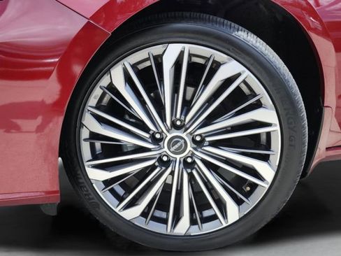 Used 2023 Nissan Altima 2.5 SL AWD/4WD image 42