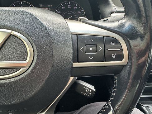 Used 2016 Lexus GS 200t RWD image 18