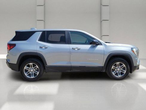 Used 2025 GMC Terrain Elevation AWD/4WD image 4