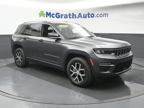 Used 2023 Jeep Grand Cherokee Limited AWD/4WD image 2