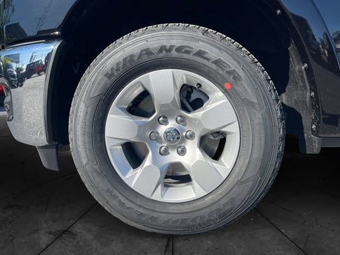 New 2026 RAM 1500 Big Horn AWD/4WD image 14