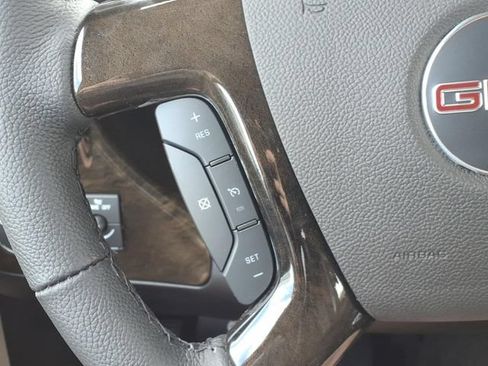 Used 2026 GMC Savana 2500 w/ Driver Convenience Package RWD image 25