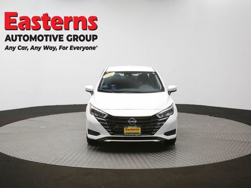 Used 2025 Nissan Versa SV image 52