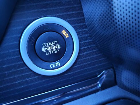 Used 2022 RAM 1500 Limited image 21