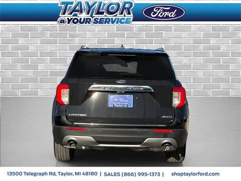 Certified 2023 Ford Explorer Limited w/ Limited Technology Package image 4
