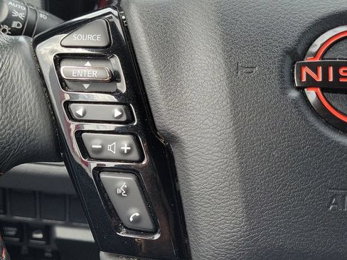 Used 2022 Nissan Frontier PRO-4X w/ Technology Package AWD/4WD image 20