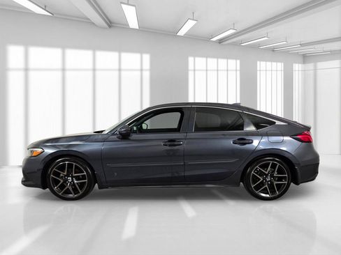 Used 2022 Honda Civic Sport Touring image 4