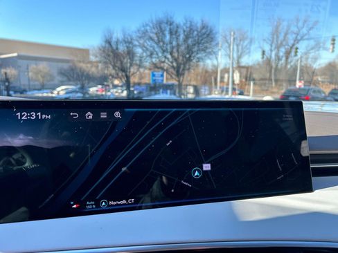 Used 2026 Genesis GV70 2.5T Advanced image 16