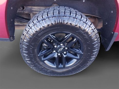 Used 2020 Chevrolet Silverado 1500 LT Trail Boss w/ Bed Protection Package image 10