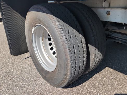 Used 2017 Mercedes-Benz Sprinter 3500 w/ Front Bench Seat Package image 5