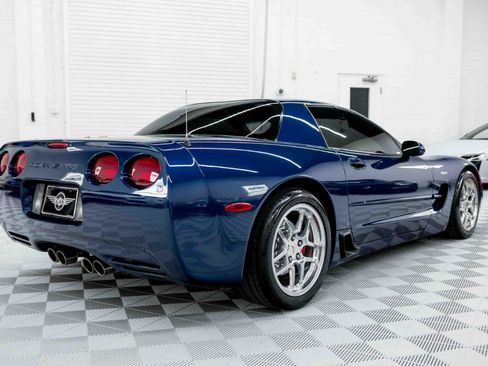 Used 2004 Chevrolet Corvette Z06 w/ Z06 Preferred Equipment Group image 7