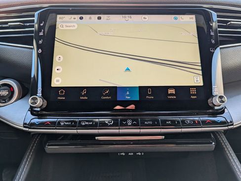 New 2026 Jeep Grand Wagoneer Limited AWD/4WD image 9
