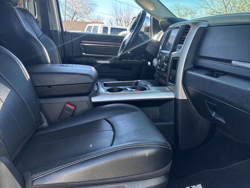 Used 2018 RAM 1500 Laramie w/ Convenience Group image 18