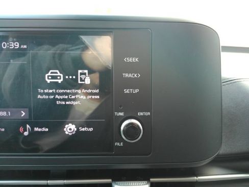 Used 2024 Kia Carnival LX FWD image 48