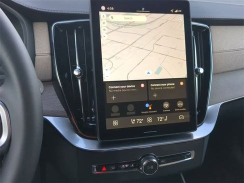 New 2026 Volvo XC90 B6 Plus w/ Protection Package Premier image 28