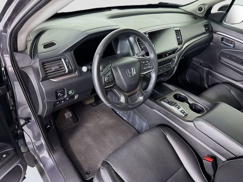 Certified 2024 Honda Ridgeline RTL image 9