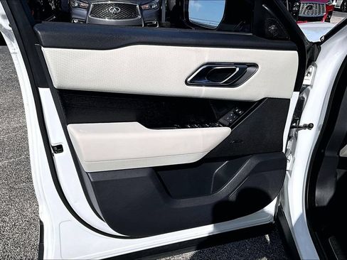 Used 2023 Land Rover Range Rover Velar S AWD/4WD image 23