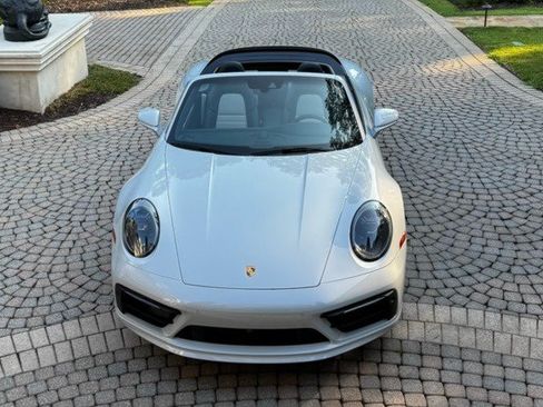 Used 2024 Porsche 911 Carrera 4S AWD/4WD image 5