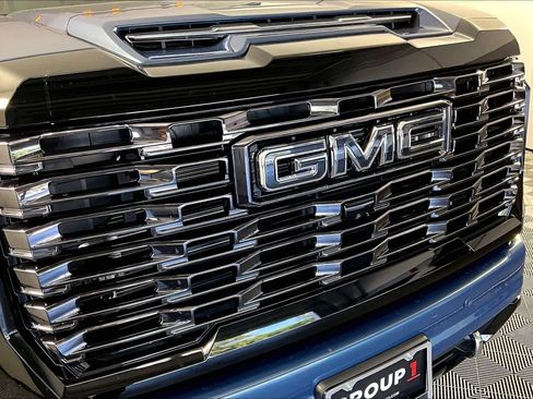 Used 2025 GMC Sierra 2500 Denali Ultimate AWD/4WD image 29