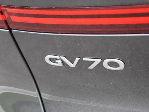 Used 2024 Genesis GV70 2.5T w/ Advanced Package AWD/4WD image 13
