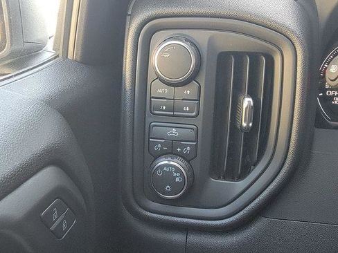 Used 2024 Chevrolet Silverado 1500 Custom Trail Boss w/ Turbomax Blackout Package AWD/4WD image 31