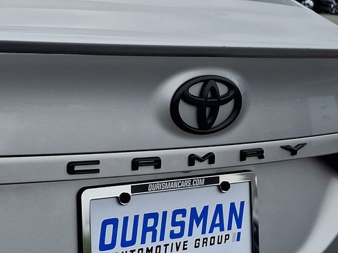 Used 2022 Toyota Camry XSE FWD image 30