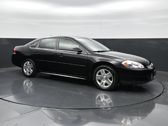 Used 2014 Chevrolet Impala LT w/ LT Sunroof Package FWD image 3