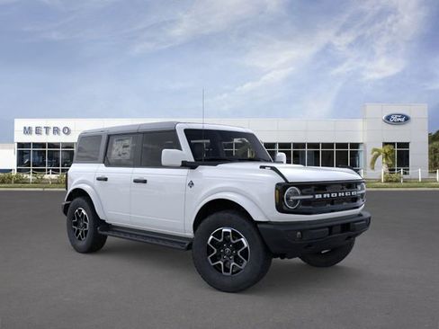 New 2026 Ford Bronco Outer Banks AWD/4WD image 7