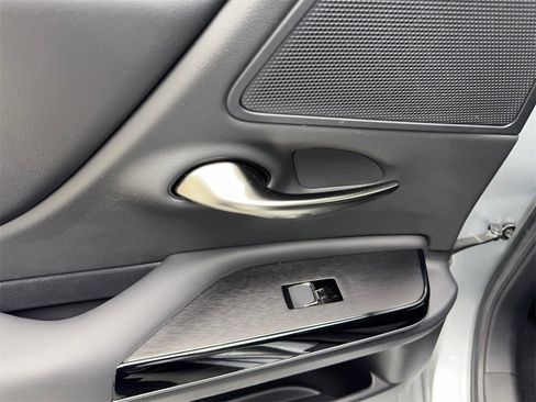 Used 2023 Lexus ES 350 w/ Premium Package image 37