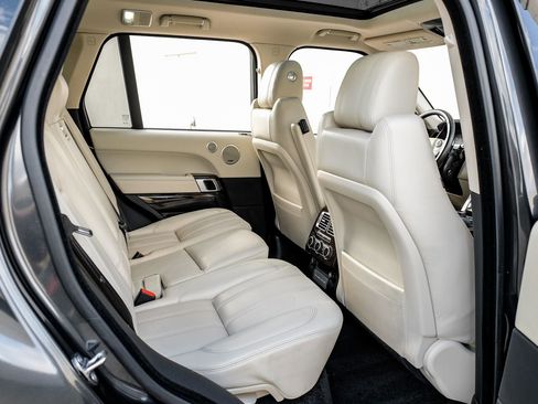 Used 2017 Land Rover Range Rover HSE AWD/4WD image 33