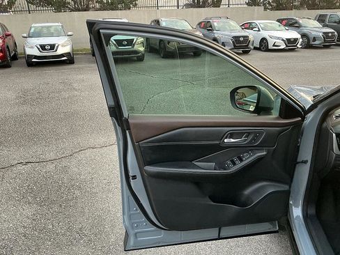 Certified 2023 Nissan Rogue SL image 11