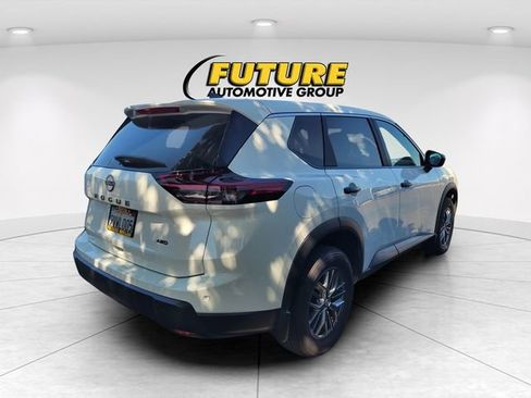 Certified 2026 Nissan Rogue S AWD/4WD image 3