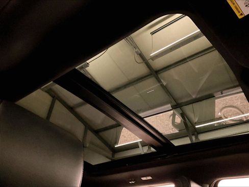 Used 2023 Ford F150 Lariat w/ Equipment Group 502A High AWD/4WD image 21