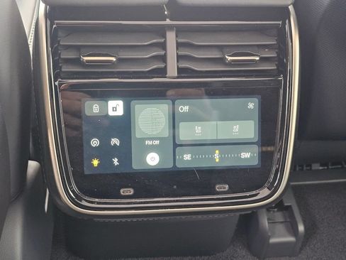 Used 2022 Rivian R1S Launch Edition AWD/4WD image 19