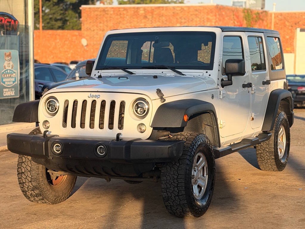 Used 2016 Jeep Wrangler Unlimited Sport w/ Connectivity Group AWD/4WD image 4
