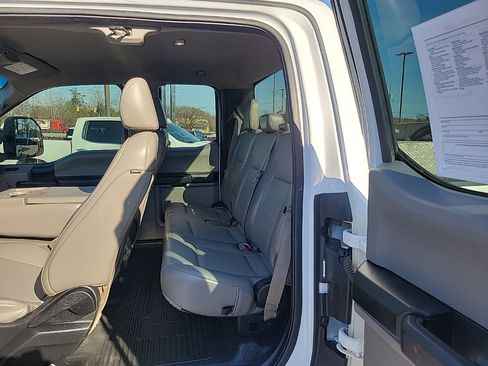 Used 2019 Ford F250 XL w/ XL Value Package image 6