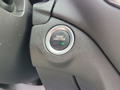 Used 2024 Chevrolet Equinox LT image 28