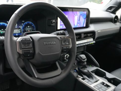 Used 2024 Toyota Land Cruiser w/ Premium Package image 11