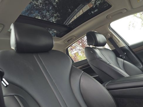 Used 2021 Genesis G80 2.5T w/ Advanced Package image 18