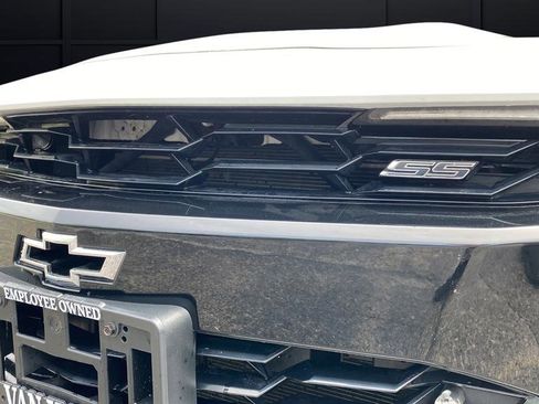 Used 2019 Chevrolet Camaro SS RWD image 44