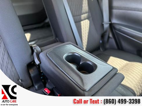 Used 2020 Nissan Rogue SV image 13