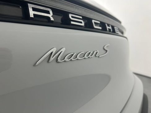 Certified 2025 Porsche Macan S AWD/4WD image 13