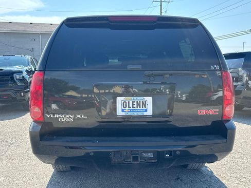 Used 2013 GMC Yukon XL SLT AWD/4WD image 4