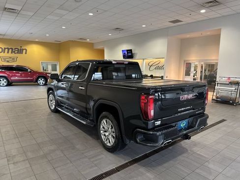Used 2021 GMC Sierra 1500 Denali AWD/4WD image 3