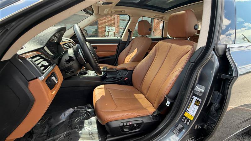 Used 2015 BMW 335i Gran Turismo xDrive AWD/4WD image 33