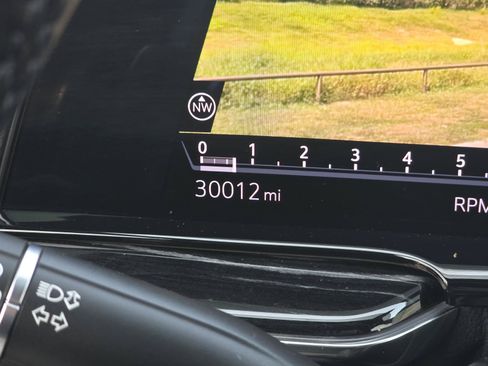 Certified 2023 Cadillac Escalade Sport RWD image 38