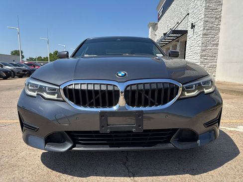 Used 2021 BMW 330i Sedan w/ Convenience Package RWD image 2